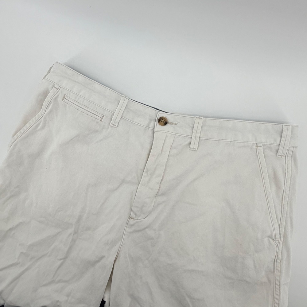 Polo Ralph Lauren Relaxed Fit Shorts Mens 36 White Cotton Chino